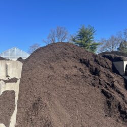 Shredded Hard Wood Mulch